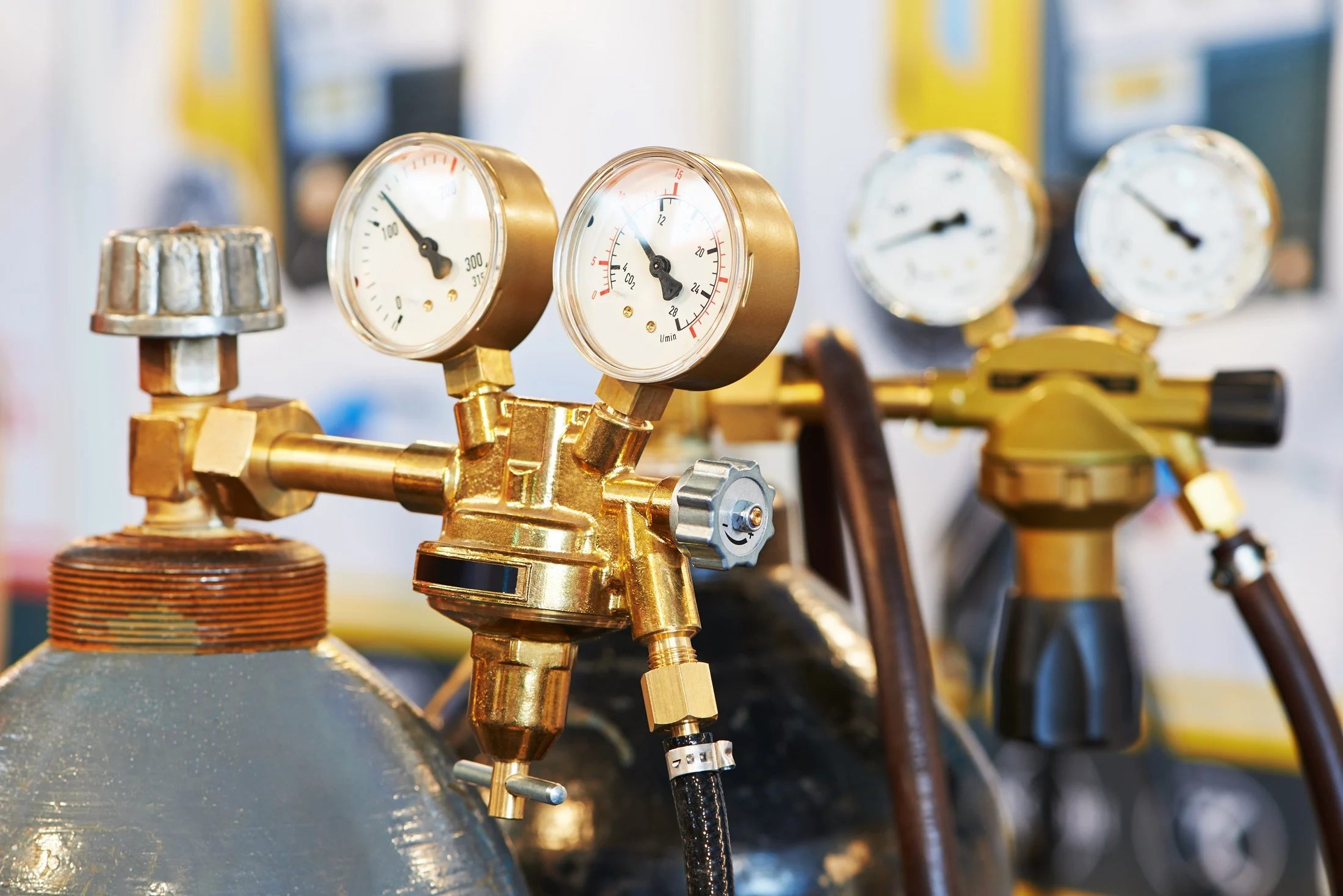 How to Handle and Store Acetylene Gas Safely Best Practices and Regulations